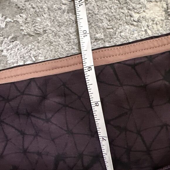 Lululemon Leggings Womens Size 4 Purple Black Batik Trail Bound Tight - Picture 8 of 9